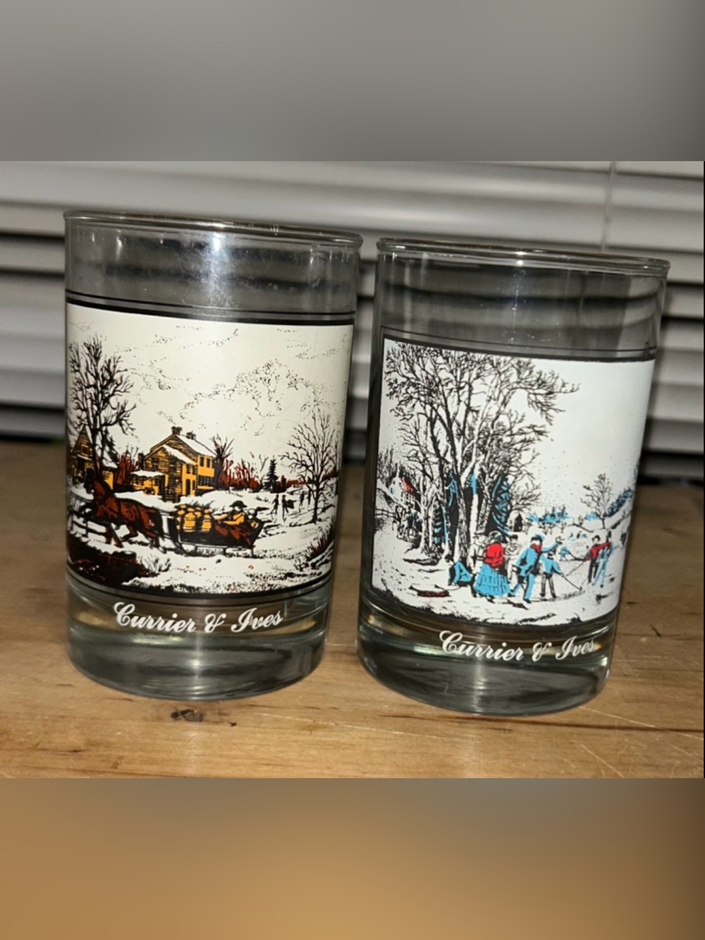 2 Vtg 1981 Arby's Collector's Series Currier & Ives 12oz Christmas Glasses